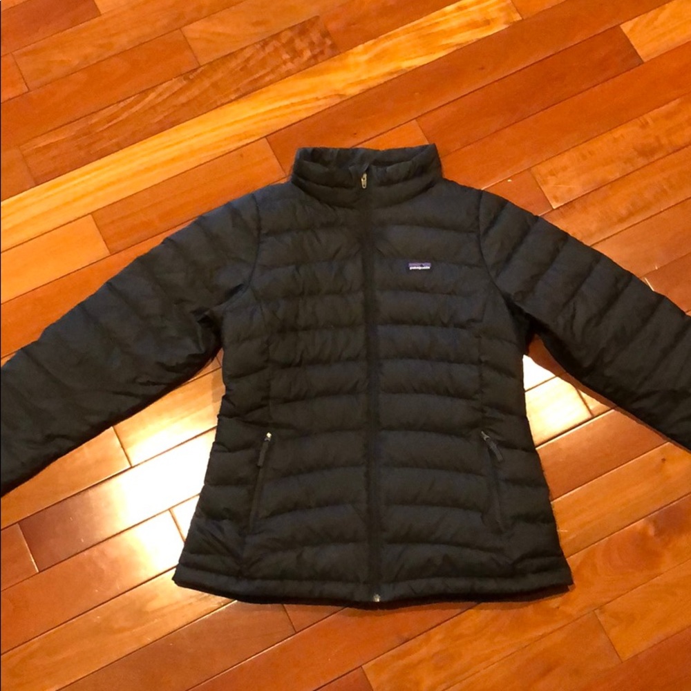 Girls Patagonia jacket xxl 16-18